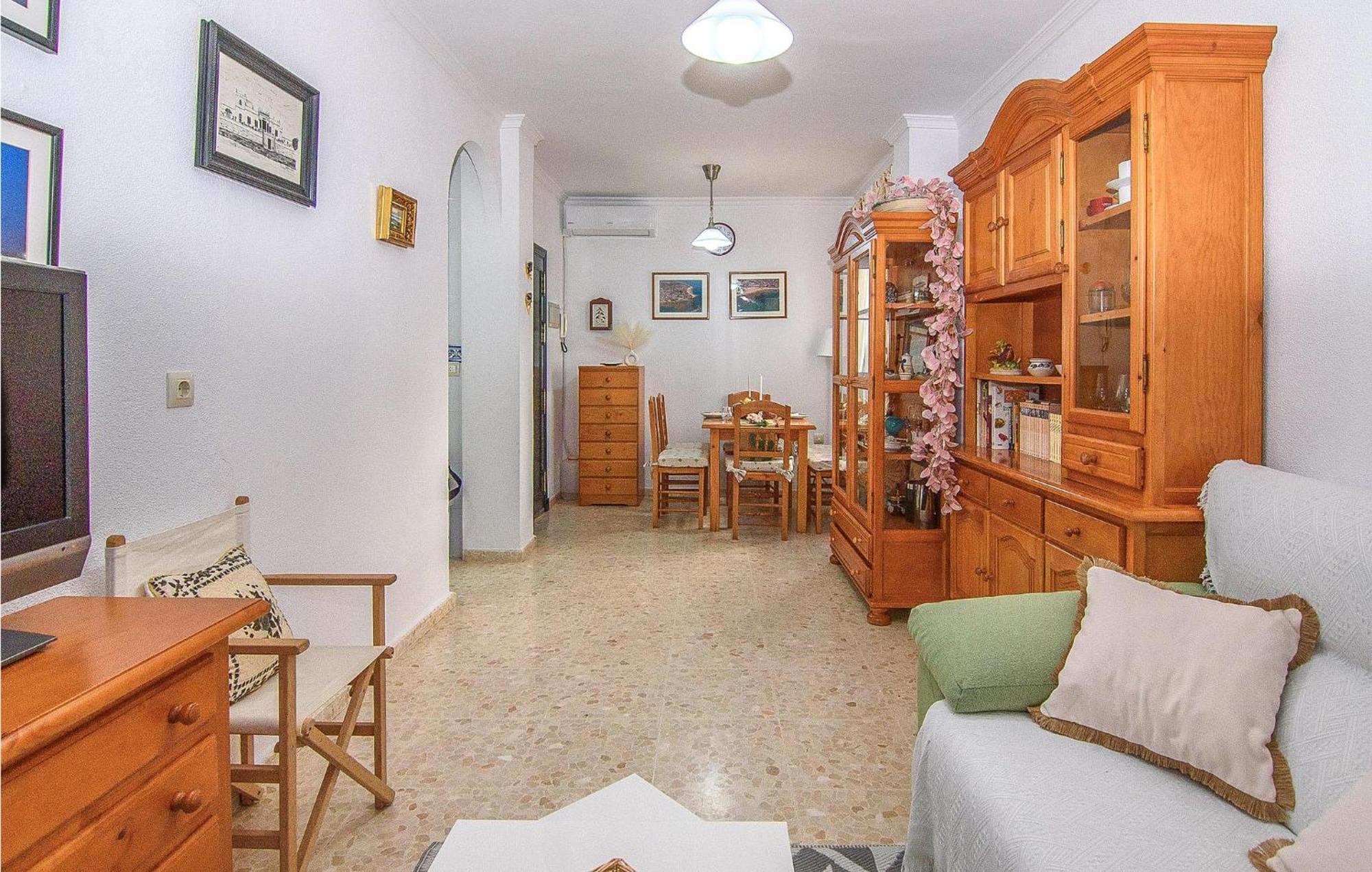 Beautiful In With Kitchenette *